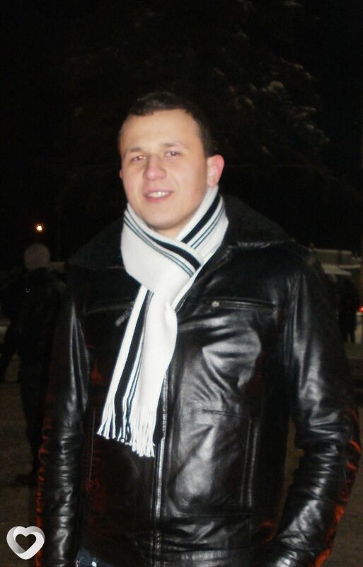 Tom, Тячев