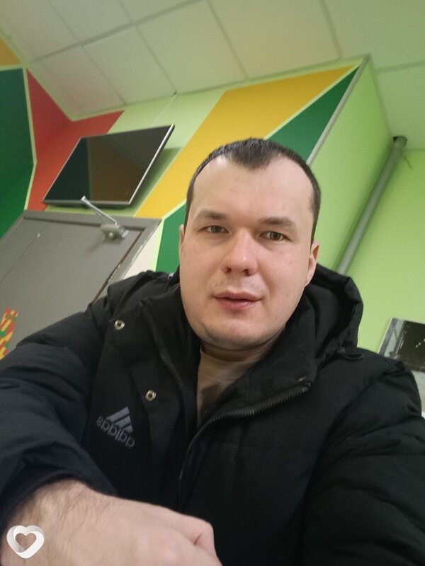 Artem, 33, Саратове — анкета №30846