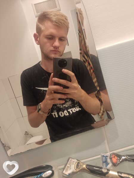 Марик, 27, Лодзь — анкета №35243