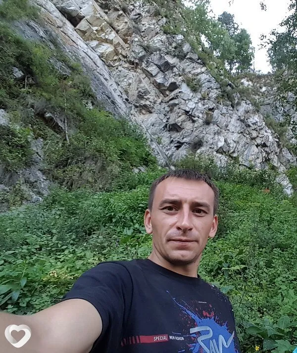 Alex, 37, Барнауле — анкета №36000