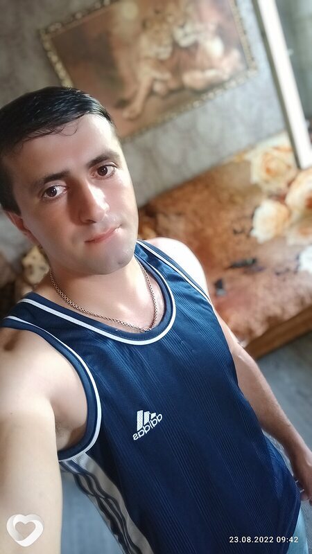 Ованес, Адлер