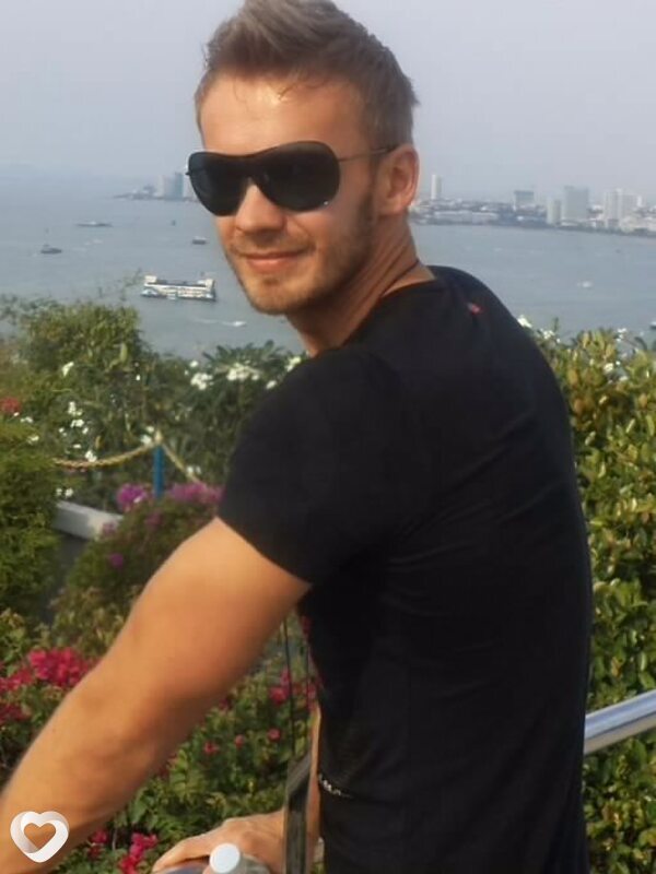 Сергей, 40, Снежном — анкета №46358
