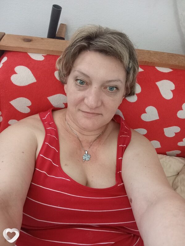 Елена, Хуст