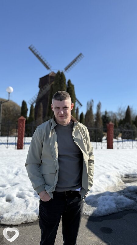 Артем, 30, Жодине — анкета №68427