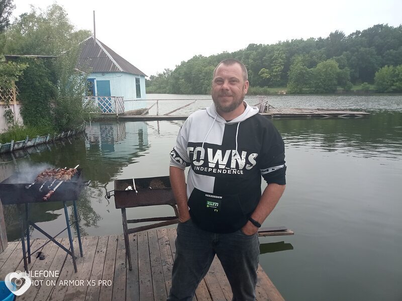 Алекс, 40, Свердловске — анкета №71775