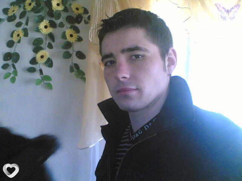 Миша, 34, Черновцах — анкета №74878