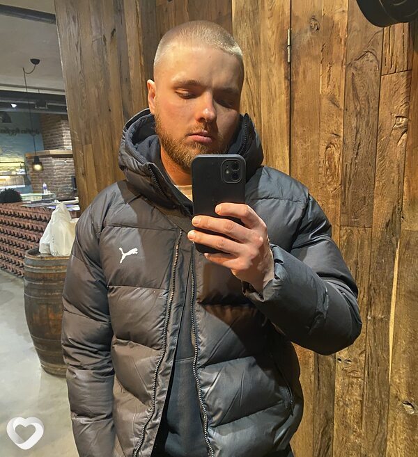 Артем, 29, Кривое Роге — анкета №75140