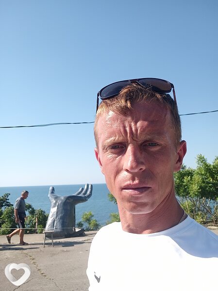 Дмитрий, 39, Льгове — анкета №75976