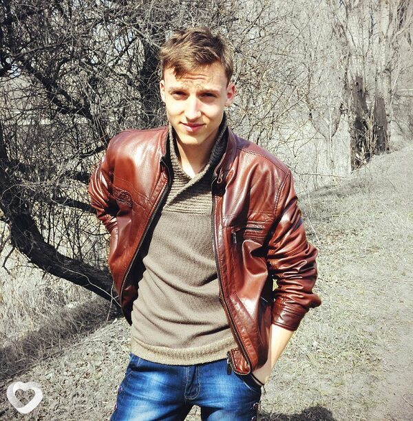 Алекс, 26, Луганске — анкета №78000