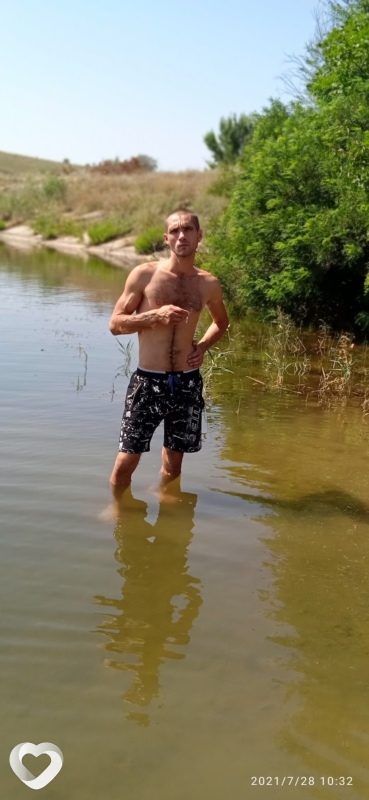 Владимир, 34, Снежном — анкета №85718