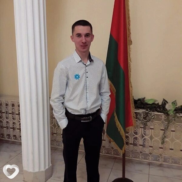 Артём, 29, Барановичах — анкета №86199