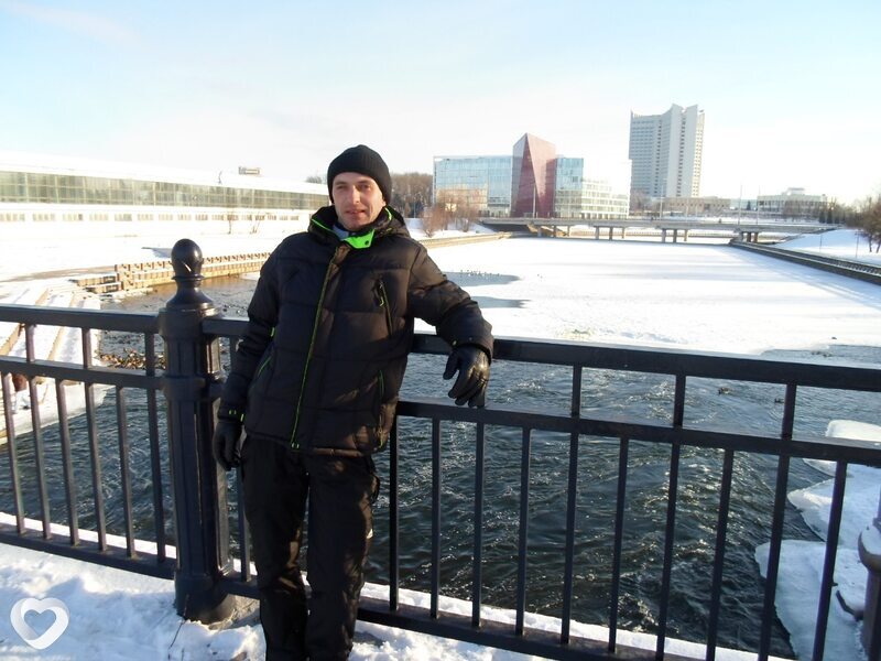 Олег, 44, Барановичах — анкета №89562