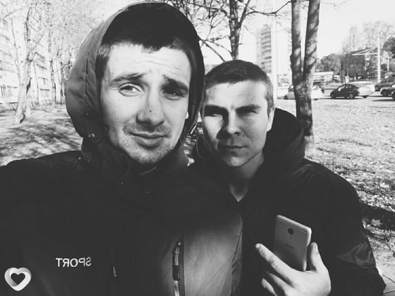 Артем, 27, Червени — анкета №113935