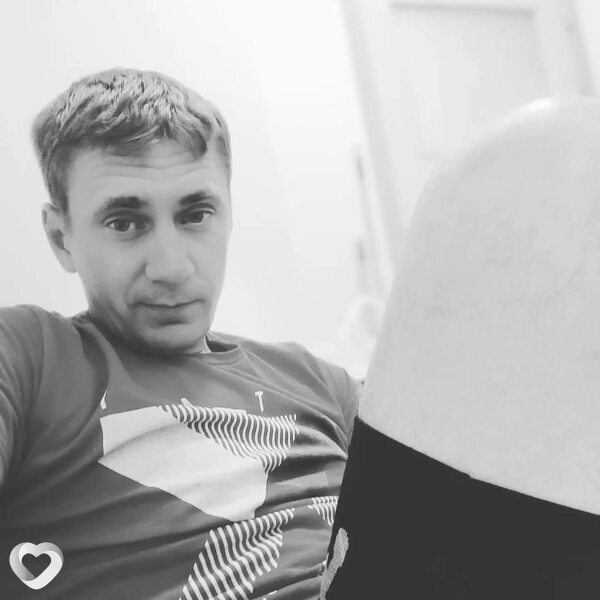 Валера, 43, Черновцах — анкета №552384