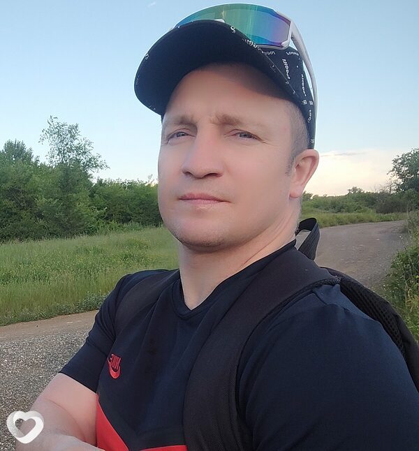 Александр, 42, Новотроицке — анкета №124383
