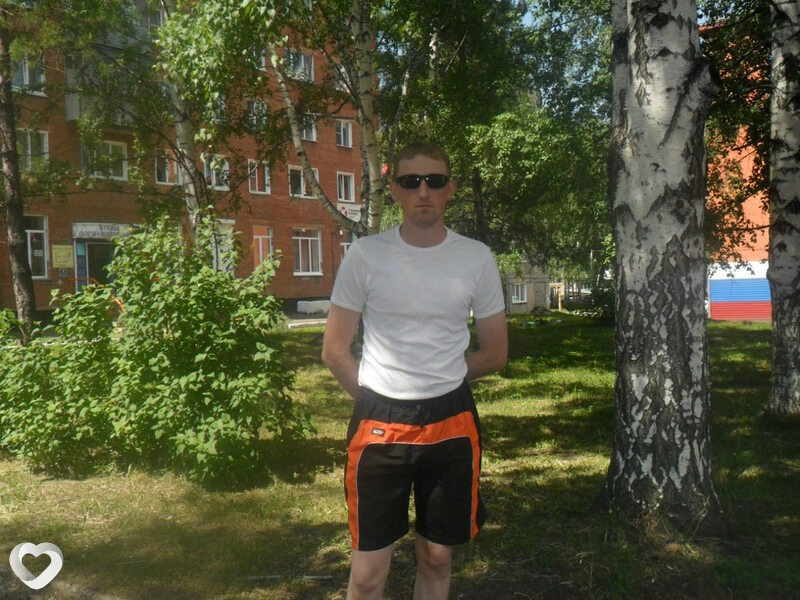 Александр, 27, Осинниках — анкета №129368