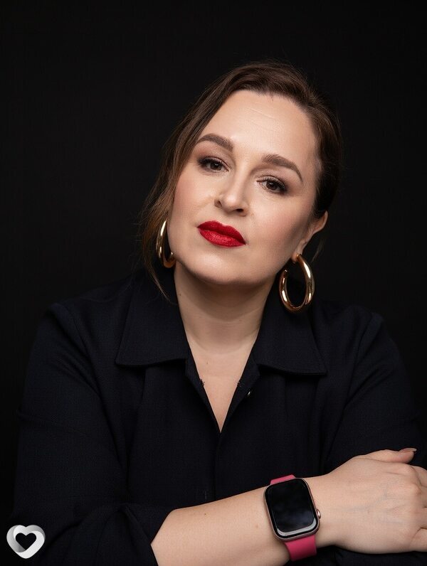 Оленька, 45, Снежном — анкета №130113