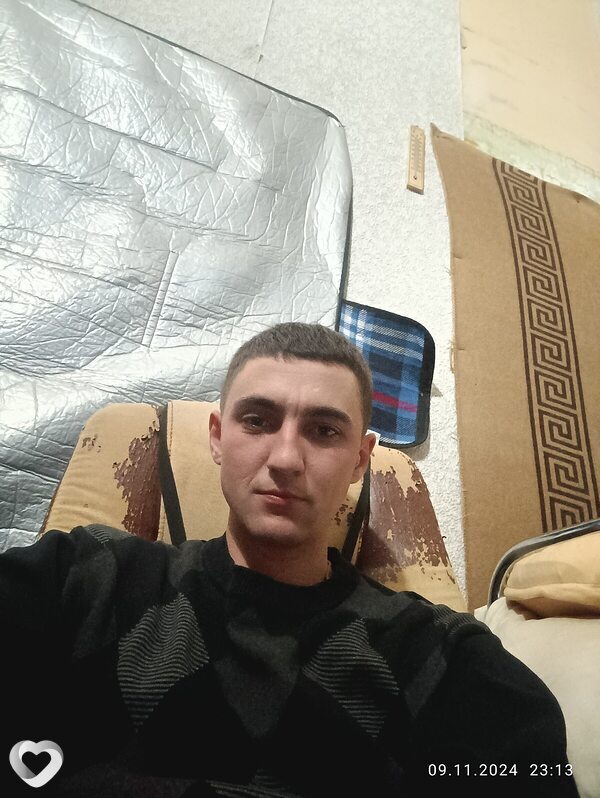 Максим, 27, Днепр — анкета №155254