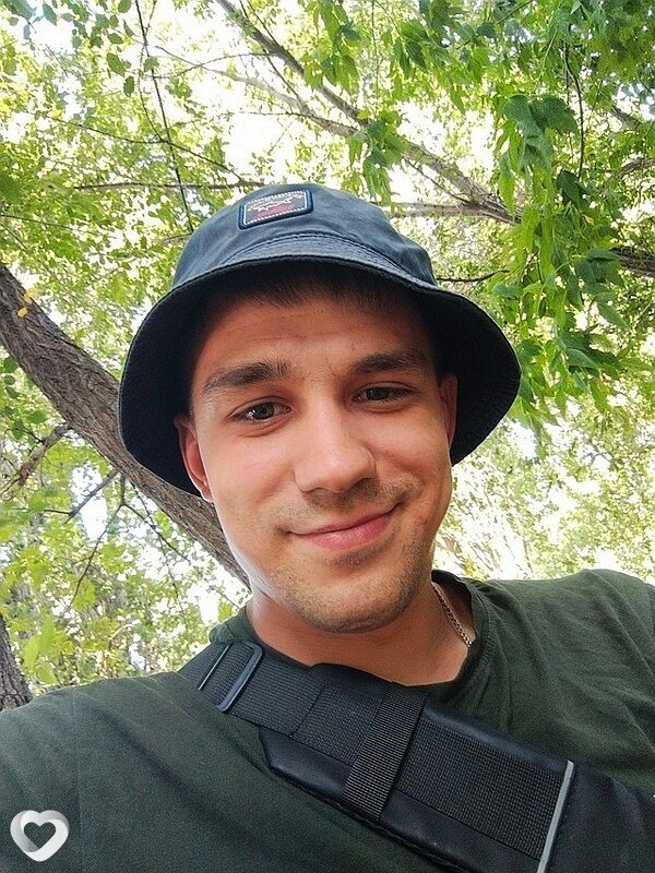Артём, 32, Саратове — анкета №156839