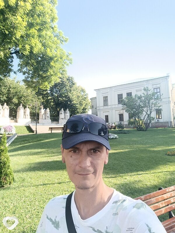Octavian, Бельцы
