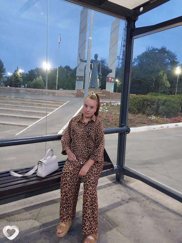 Юля, 33, Торезе — анкета №166960