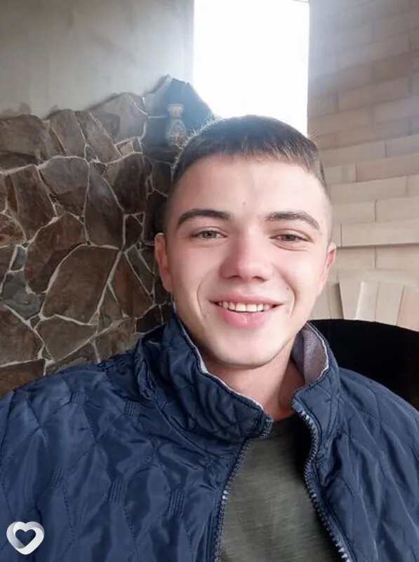 Дима, 24, Бийске — анкета №169419