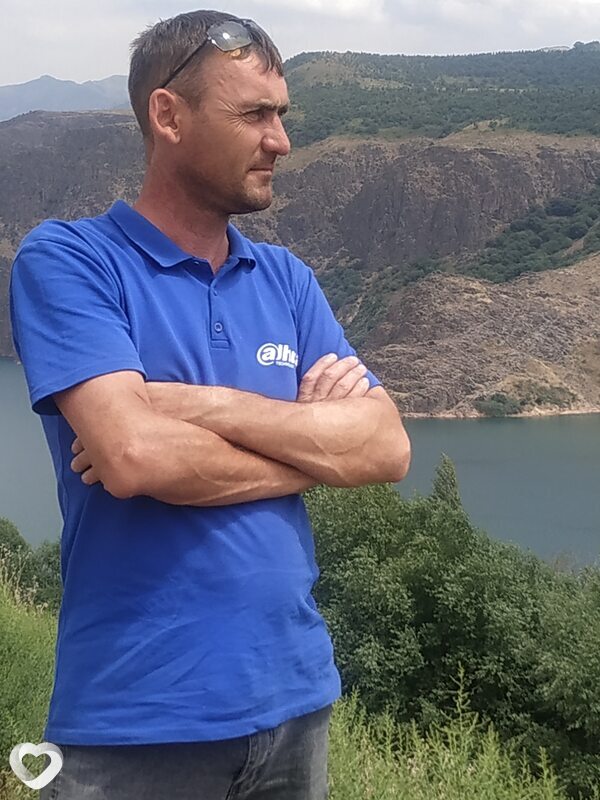 Владимир, Алмалык