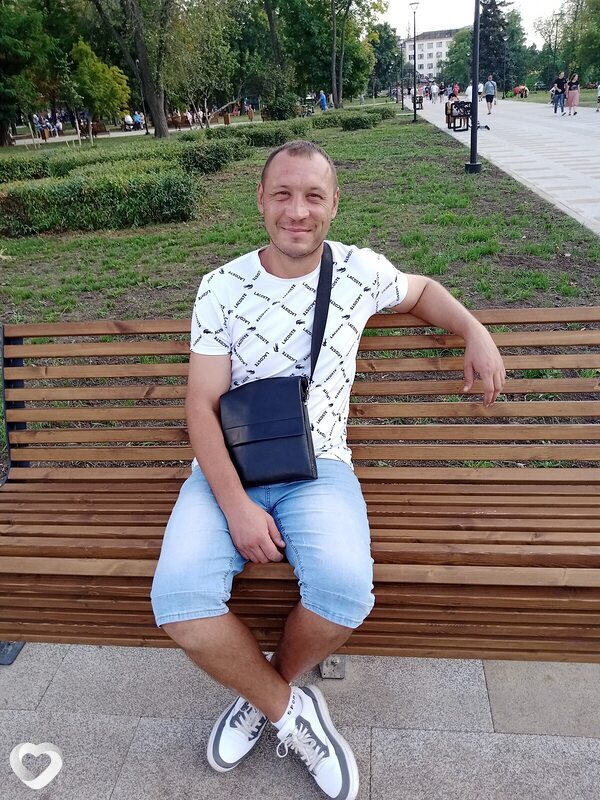 Антоха, 37, Луганске — анкета №173450