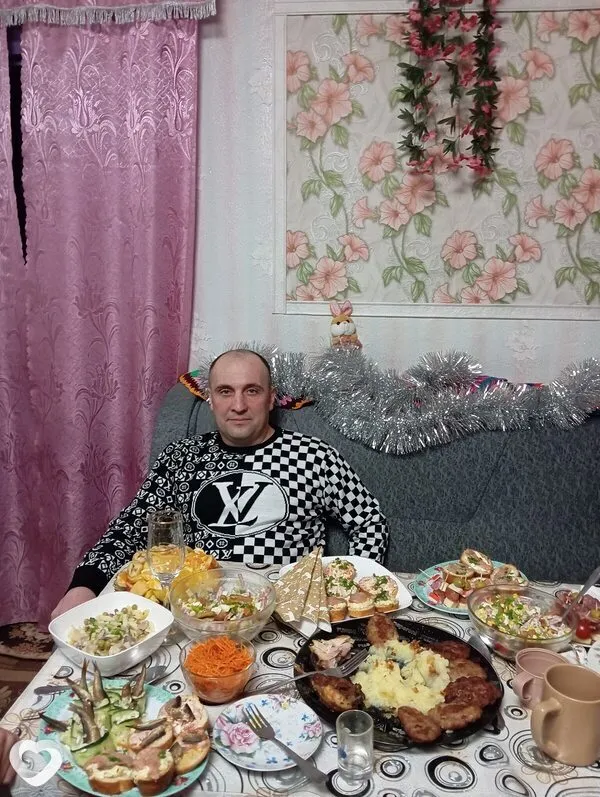 Толян, 38, Барнауле — анкета №174896