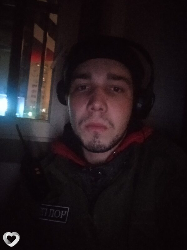 Женёк, 25, Москве — анкета №175315