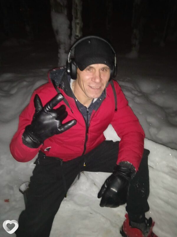 Максим, 43, Назарове — анкета №180366