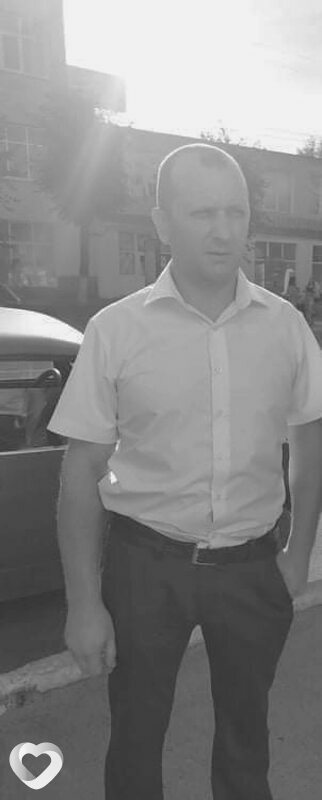 Олег, 43, Тростянеце — анкета №182583