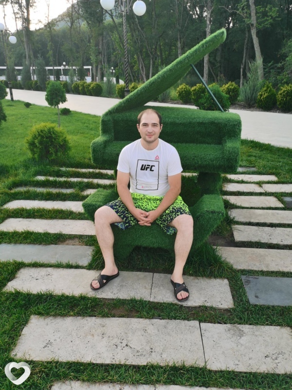 Рустам, 31, Торезе — анкета №183161