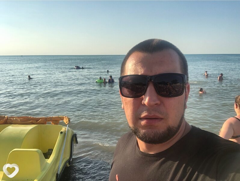 Илья, Адлер