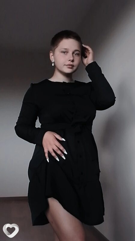 Арина, 22, Пинске — анкета №195010