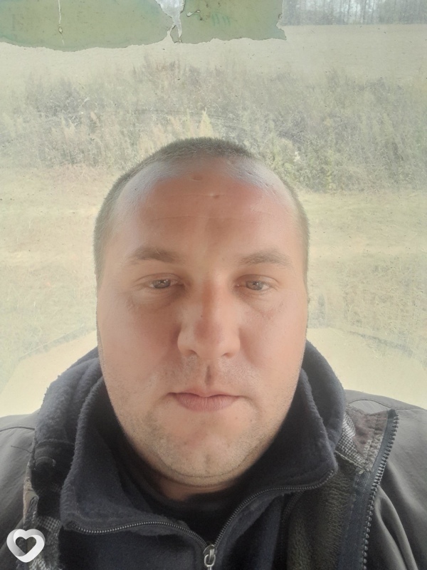 Максим, 36, Клецке — анкета №200337