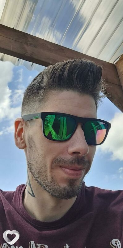 Qremon, Манчестер