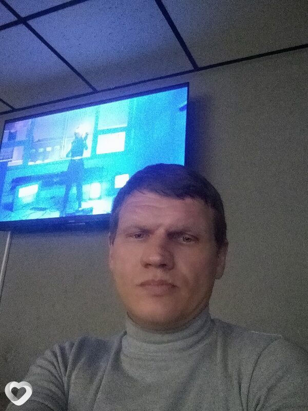 Евгений, 39, Торезе — анкета №204374