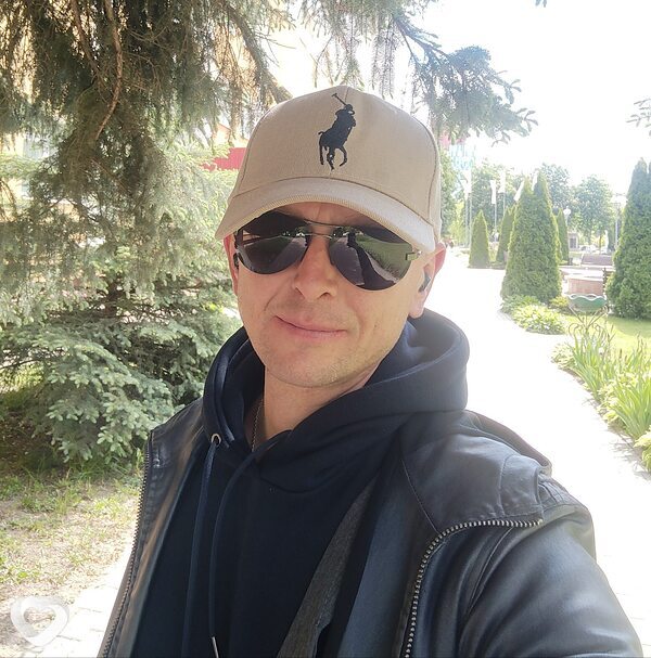 Артем, 40, Солигорске — анкета №213696