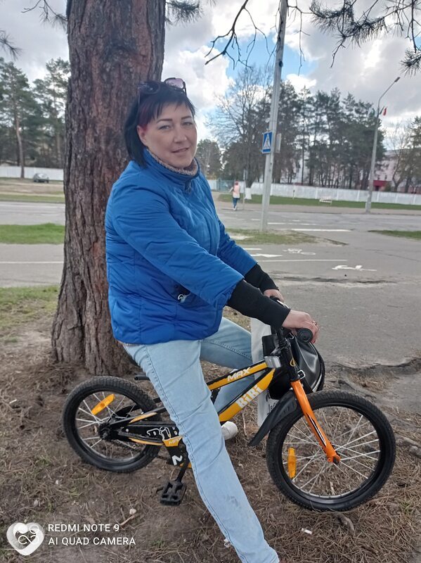 Оля, 47, Светлогорске — анкета №214411