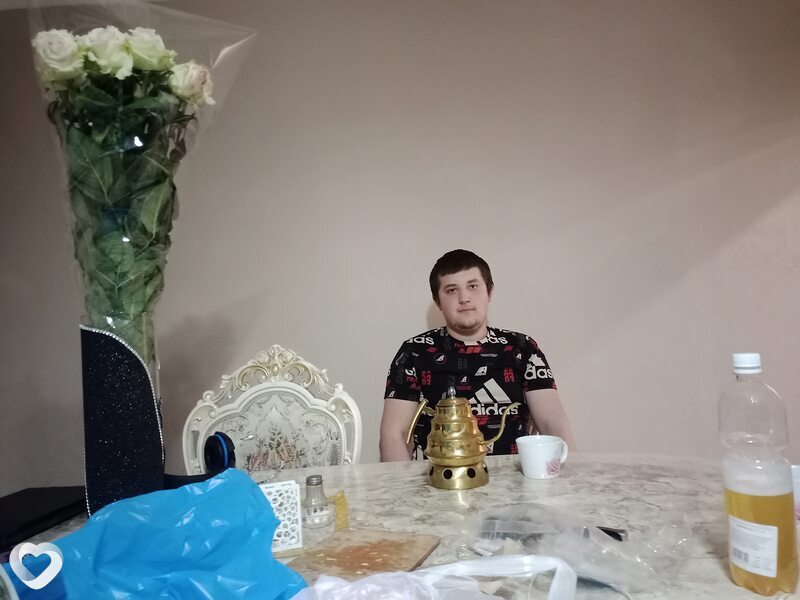 Максим, 24, Михайловск (Ставропольский край) — анкета №214548