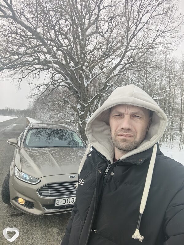 Михаил, 37, Слуцке — анкета №224453