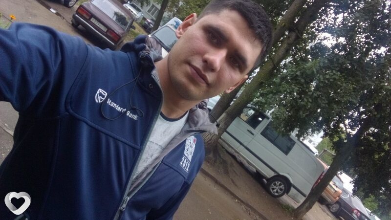 Олег, 31, Суворове — анкета №228033