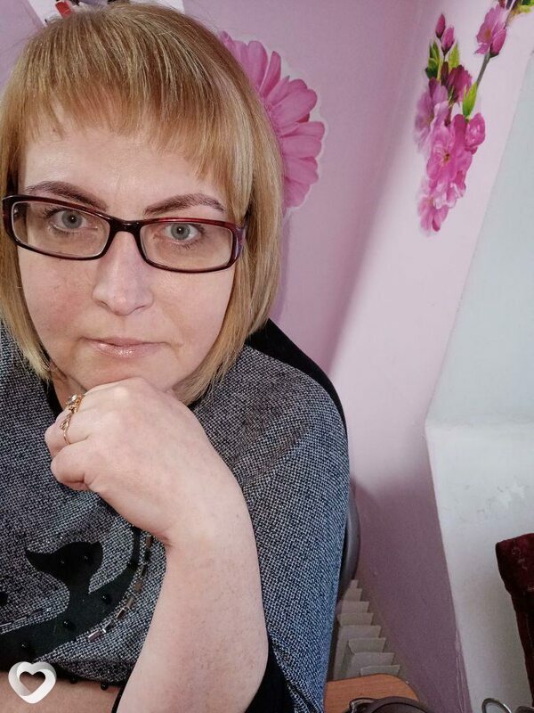Аня, 47, Новоуральске — анкета №230136