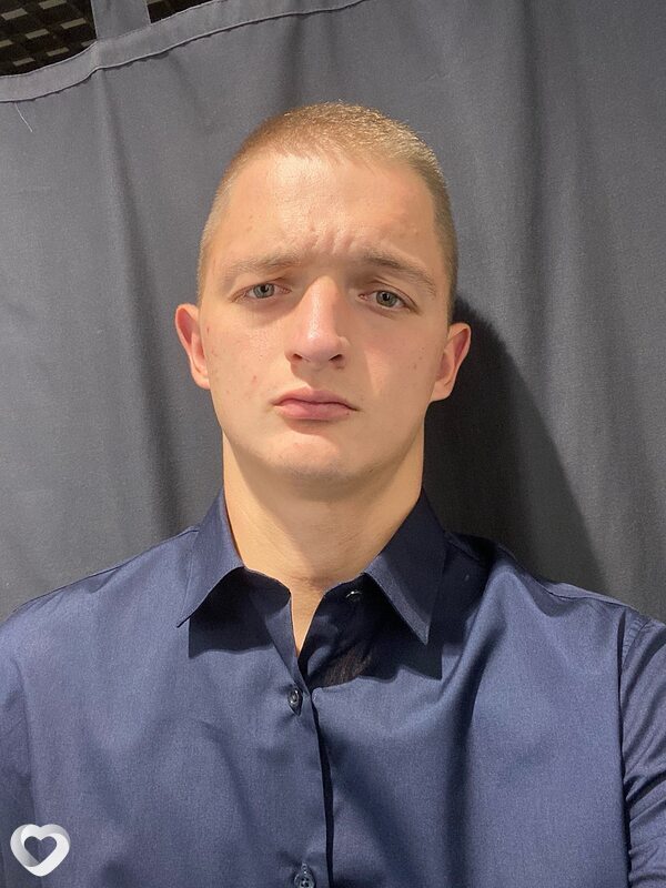 Артём, 24, Тюмени — анкета №232181