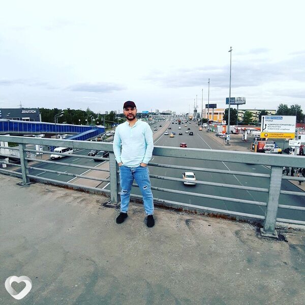 Толик, 33, Москве — анкета №235658
