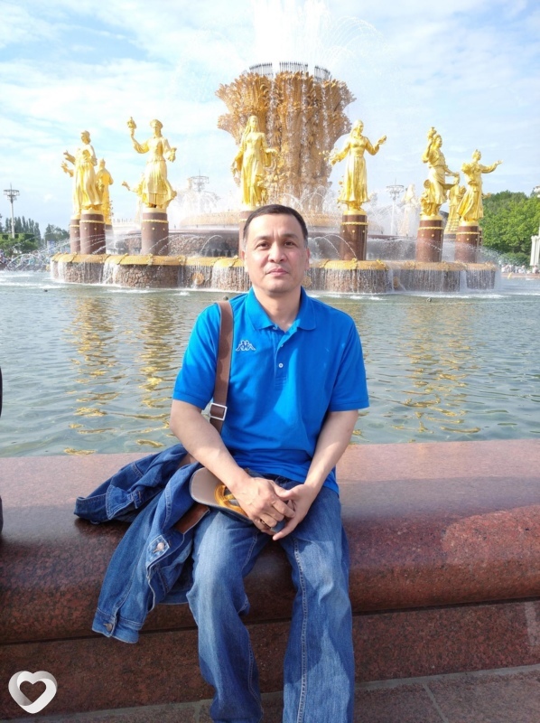 Джоник, Москва