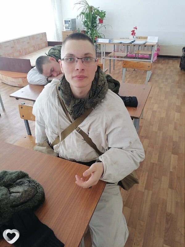 Павел, 25, Соликамске — анкета №238860