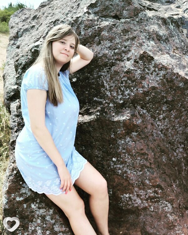 Лена, 25, Пскове — анкета №239375