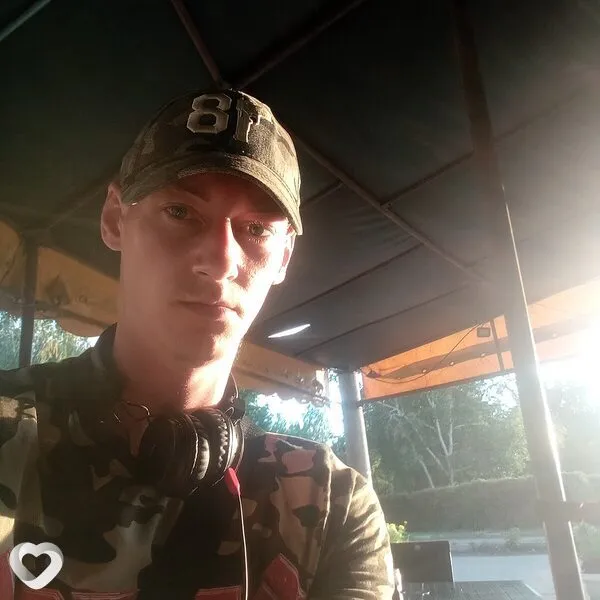 Саня, 31, Новоалтайске — анкета №240008